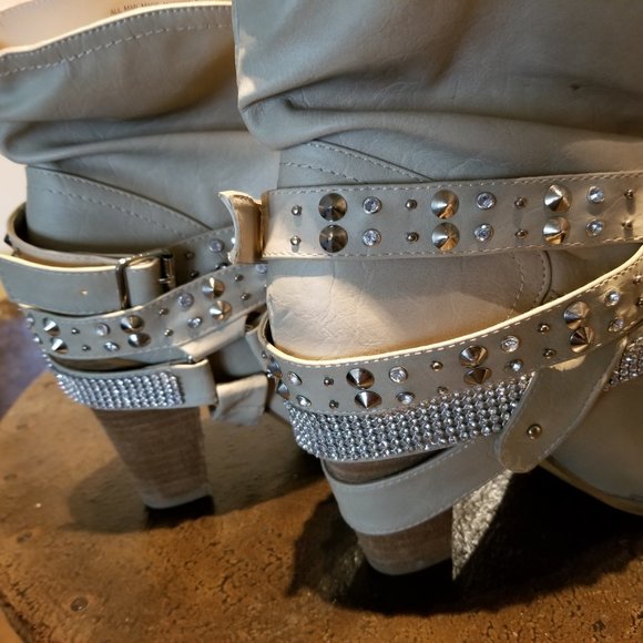 Beige 4" Cowgirl Boot - Picture 2 of 2